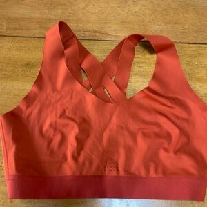 Mid support sports bra